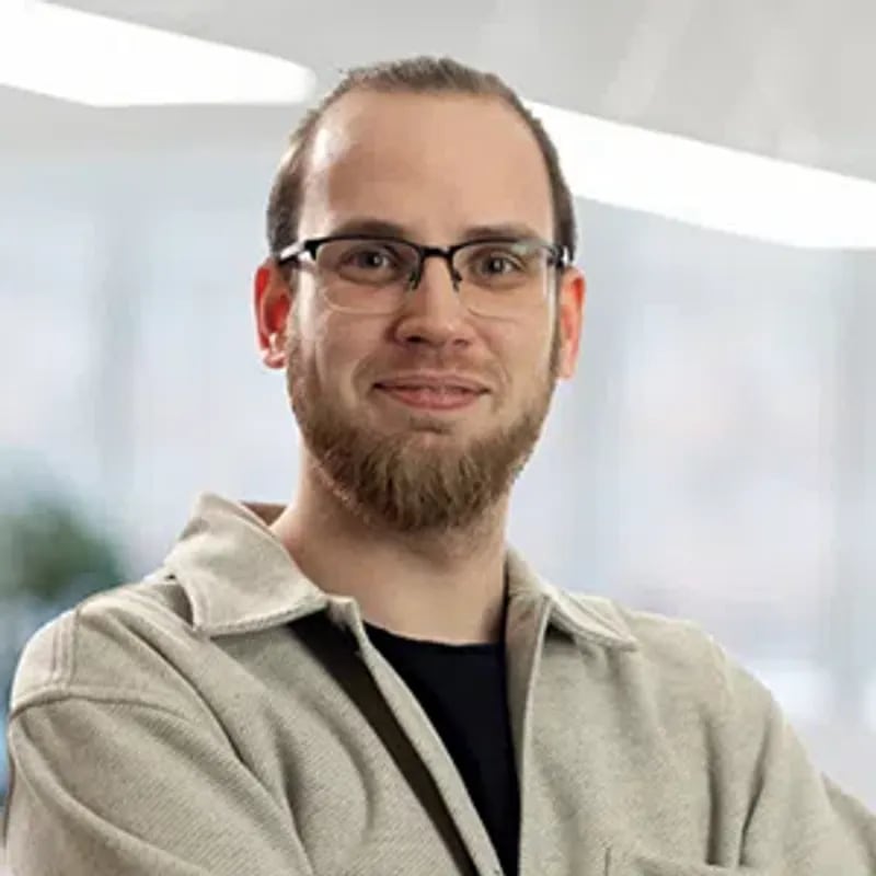 Webdesigner Team Bargteheide - deutschlandweit – Unser Team – Tom Webdesigner Team Bargteheide - deutschlandweit – Unser Team – Tom